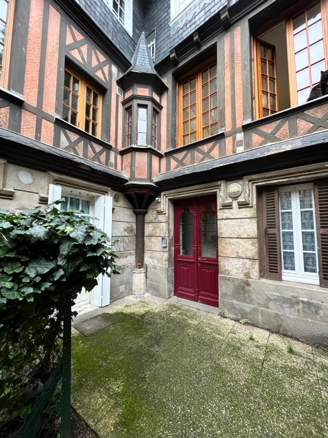 Le Pons Episcopi Apartment Pont-Évêque Екстериор снимка